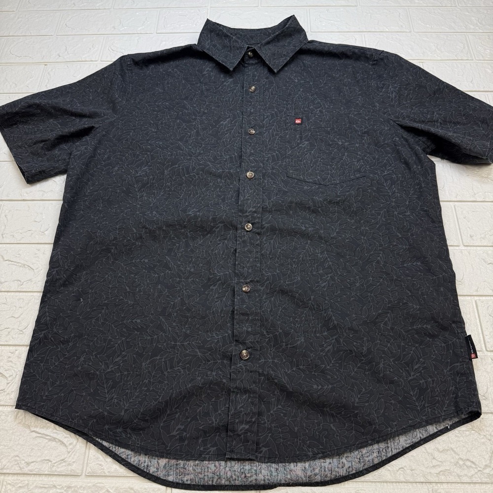 Quiksilver Mens Floral Shirt Medium Black Short Sleeve Reversible Button Up